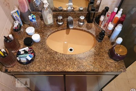 Casa para alugar com 780m², 4 quartos e 2 vagas Casa para alugar com 780m², 4 quartos e 2 vagasBanheiro da suíte 2