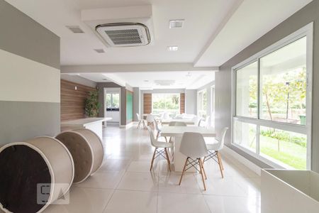 Apartamento à venda com 79m², 3 quartos e 1 vagaÁrea comum - Salão de festas