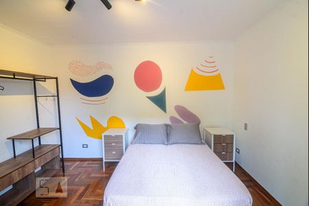 Casa à venda com 246m², 3 quartos e 4 vagasQuarto 2