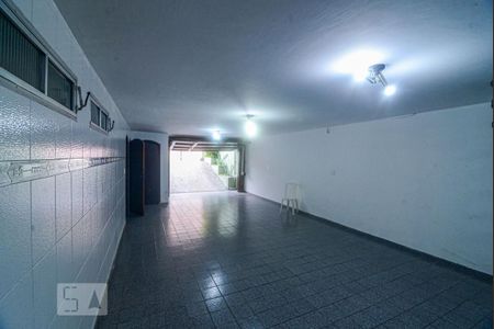 Casa à venda com 246m², 3 quartos e 4 vagasGaragem