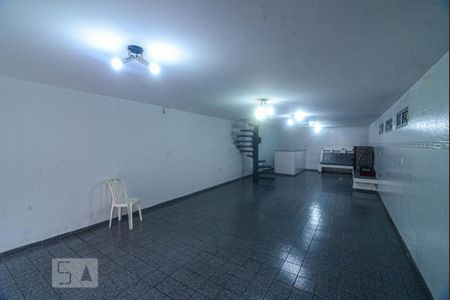 Casa à venda com 246m², 3 quartos e 4 vagasGaragem