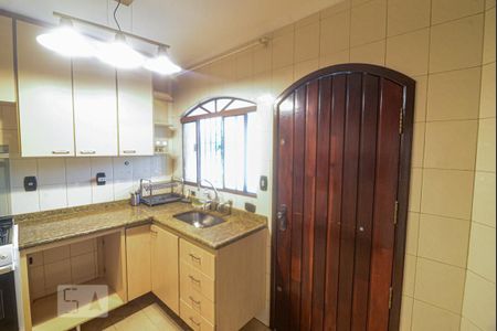 Casa à venda com 246m², 3 quartos e 4 vagasCozinha