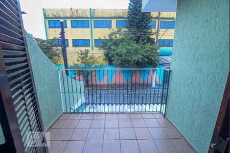 Casa à venda com 246m², 3 quartos e 4 vagasVaranda