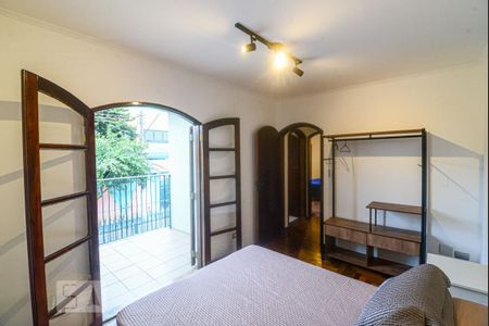 Casa à venda com 246m², 3 quartos e 4 vagasQuarto 2