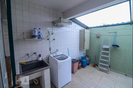 Casa à venda com 246m², 3 quartos e 4 vagasÁrea de Serviço