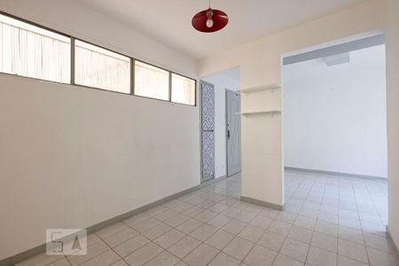 Sala de apartamento para alugar com 3 quartos, 69m² em Alto de Pinheiros, São Paulo