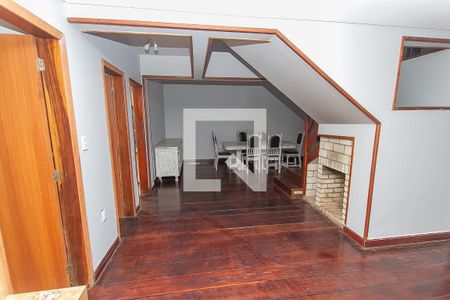Sala 3 ambientes de casa à venda com 3 quartos, 270m² em Vila Ipiranga, Porto Alegre