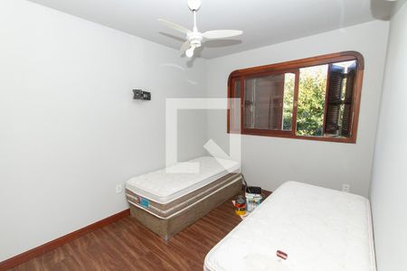 Casa à venda com 270m², 3 quartos e 3 vagas Casa à venda com 270m², 3 quartos e 3 vagasQuarto 2