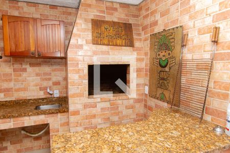 Casa à venda com 270m², 3 quartos e 3 vagas Casa à venda com 270m², 3 quartos e 3 vagasChurrasqueira