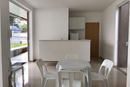 Studio para alugar com 32m², 1 quarto e 1 vaga Studio para alugar com 32m², 1 quarto e 1 vagaSalão de Festas