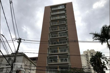 Studio para alugar com 32m², 1 quarto e 1 vaga Studio para alugar com 32m², 1 quarto e 1 vagaFachada