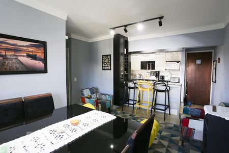 Sala de apartamento para alugar com 3 quartos, 72m² em Jardim Ester, São Paulo