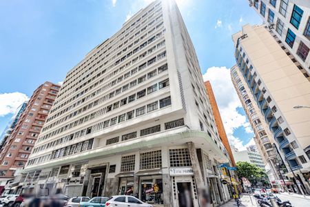 Fachada de apartamento para alugar com 3 quartos, 115m² em Centro, Curitiba