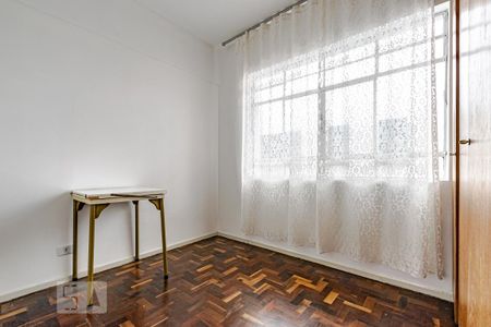 Quarto 2 de apartamento para alugar com 3 quartos, 115m² em Centro, Curitiba