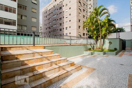 Apartamento para alugar com 45m², 1 quarto e 1 vaga Apartamento para alugar com 45m², 1 quarto e 1 vagaÁrea comum - Piscina