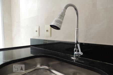 Cozinha - Torneira de apartamento para alugar com 2 quartos, 50m² em Anil, Rio de Janeiro