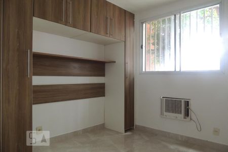 Apartamento para alugar com 50m², 2 quartos e sem vagaQuarto 2 - Armários