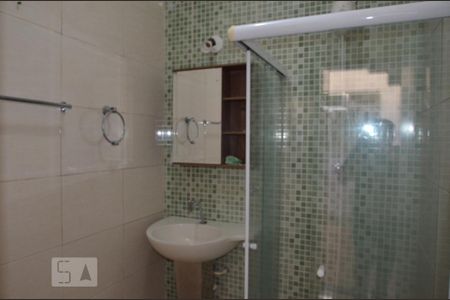 Casa de condomínio à venda com 68m², 2 quartos e 2 vagasBanheiro Social