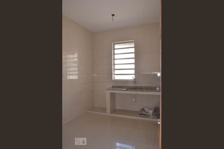 Casa de condomínio à venda com 68m², 2 quartos e 2 vagasCozinha