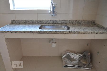 Casa de condomínio à venda com 68m², 2 quartos e 2 vagasCozinha- pia