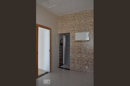 Casa de condomínio à venda com 68m², 2 quartos e 2 vagasCozinha