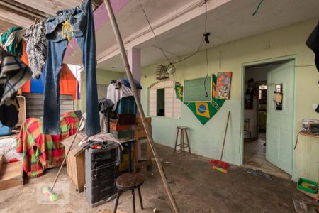 Casa para alugar com 84m², 2 quartos e 1 vagaQuintal