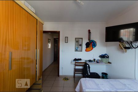Quarto 1 de casa à venda com 2 quartos, 150m² em Burgo Paulista, São Paulo