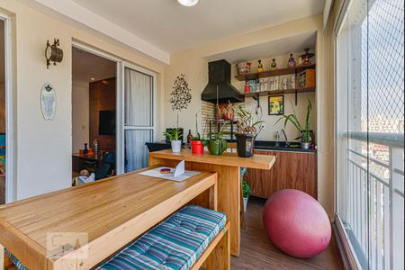 Sacada da Sala de apartamento à venda com 2 quartos, 82m² em Vila Gumercindo, São Paulo