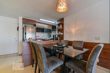 Sala de apartamento à venda com 2 quartos, 82m² em Vila Gumercindo, São Paulo