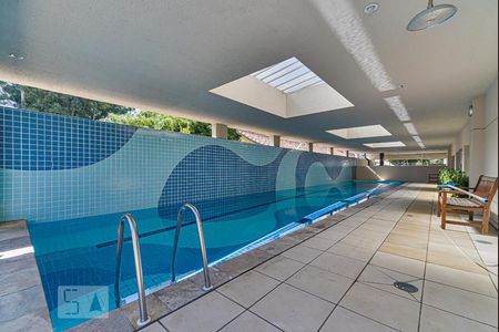 Apartamento à venda com 82m², 2 quartos e 2 vagasPiscina