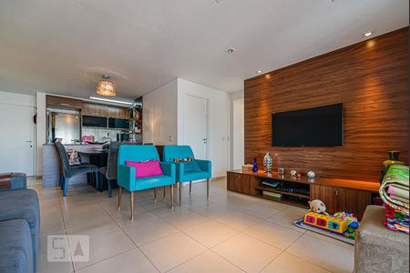 Sala de apartamento à venda com 2 quartos, 82m² em Vila Gumercindo, São Paulo