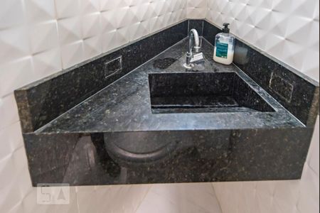 Pia  de apartamento à venda com 1 quarto, 48m² em Centro, Santo André