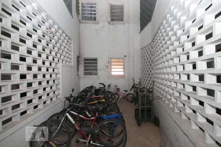 Bicicletário de kitnet/studio para alugar com 1 quarto, 37m² em Brás, São Paulo