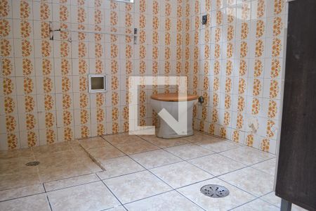 Casa à venda com 200m², 2 quartos e 4 vagas Casa à venda com 200m², 2 quartos e 4 vagasBanheiro