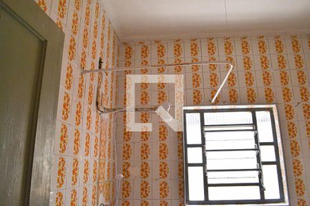 Casa à venda com 200m², 2 quartos e 4 vagas Casa à venda com 200m², 2 quartos e 4 vagasBanheiro