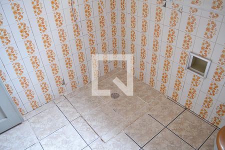 Casa à venda com 200m², 2 quartos e 4 vagas Casa à venda com 200m², 2 quartos e 4 vagasBanheiro