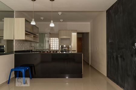 Sala de casa à venda com 3 quartos, 100m² em Vila Alpina, São Paulo