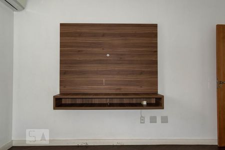 Suíte de casa à venda com 3 quartos, 100m² em Vila Alpina, São Paulo