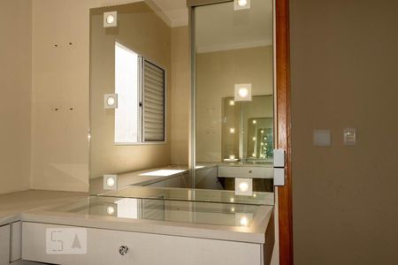 Casa à venda com 100m², 3 quartos e 2 vagas Casa à venda com 100m², 3 quartos e 2 vagasQuarto 2