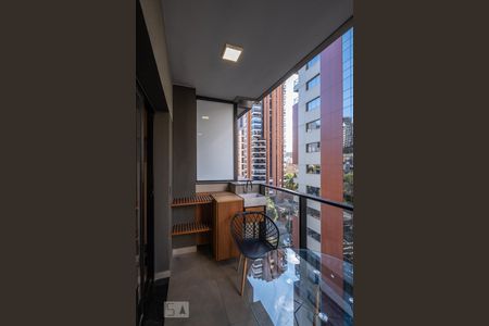 Varanda de kitnet/studio à venda com 1 quarto, 32m² em Pinheiros, São Paulo