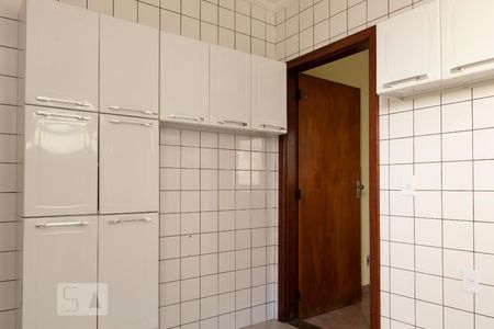 Cozinha de casa de condomínio para alugar com 1 quarto, 50m² em São Judas, São Paulo