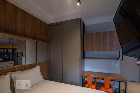 Apartamento à venda com 32m², 1 quarto e 1 vagaQuarto