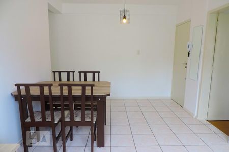 Sala de apartamento para alugar com 2 quartos, 56m² em Trindade, Florianópolis