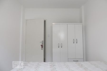Quarto 2 - Armários de apartamento para alugar com 2 quartos, 56m² em Trindade, Florianópolis