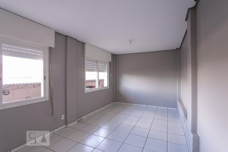 Sala/Quarto de kitnet/studio para alugar com 1 quarto, 25m² em Medianeira, Porto Alegre
