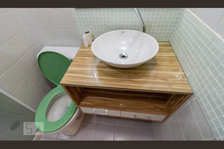 Apartamento à venda com 75m², 3 quartos e 1 vaga Apartamento à venda com 75m², 3 quartos e 1 vagaBanheiro Social