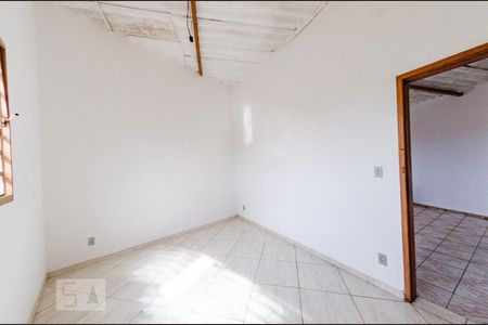 Quarto 2 de casa para alugar com 2 quartos, 100m² em Nova Gameleira, Belo Horizonte
