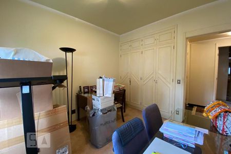 Apartamento para alugar com 250m², 4 quartos e 4 vagasQuarto 4