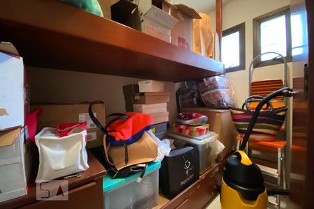 Apartamento para alugar com 250m², 4 quartos e 4 vagasQuarto de Serviço