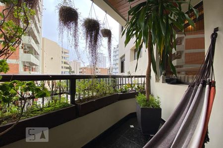Apartamento para alugar com 250m², 4 quartos e 4 vagasSacada
